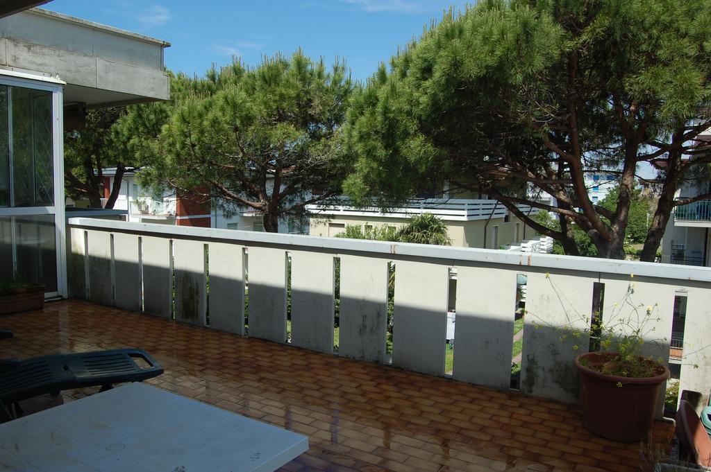 Appartamento Elegance Lignano Sabbiadoro Exterior photo